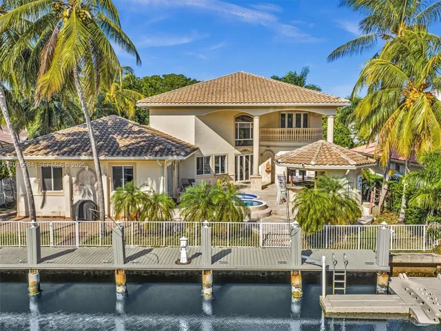 $3,795,000 | 922 Washington Street, Hollywood, FL 33019