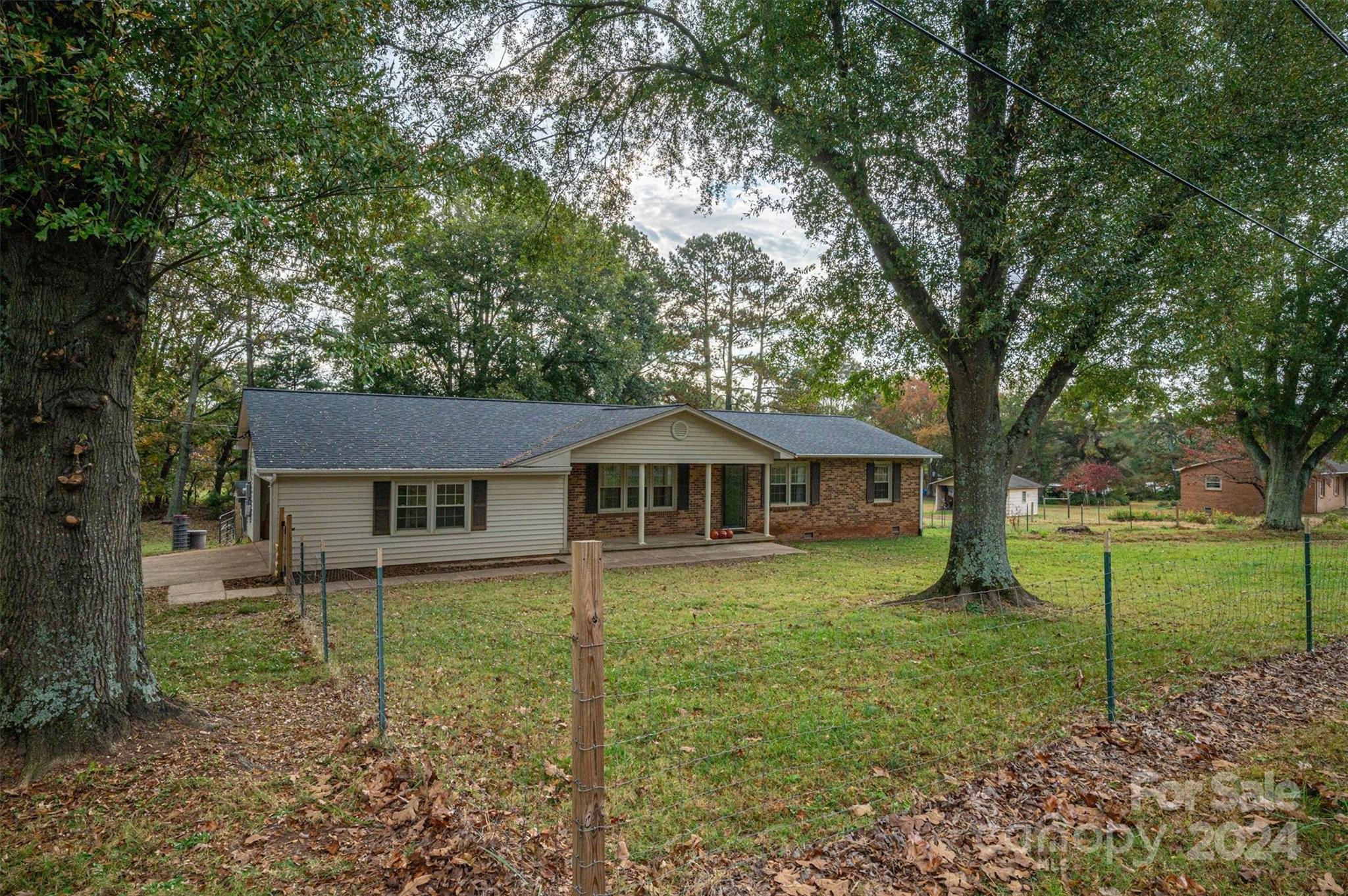 1209 Burke Road Shelby, NC 28152 - Photo 4 of 37 Gallery Image 4