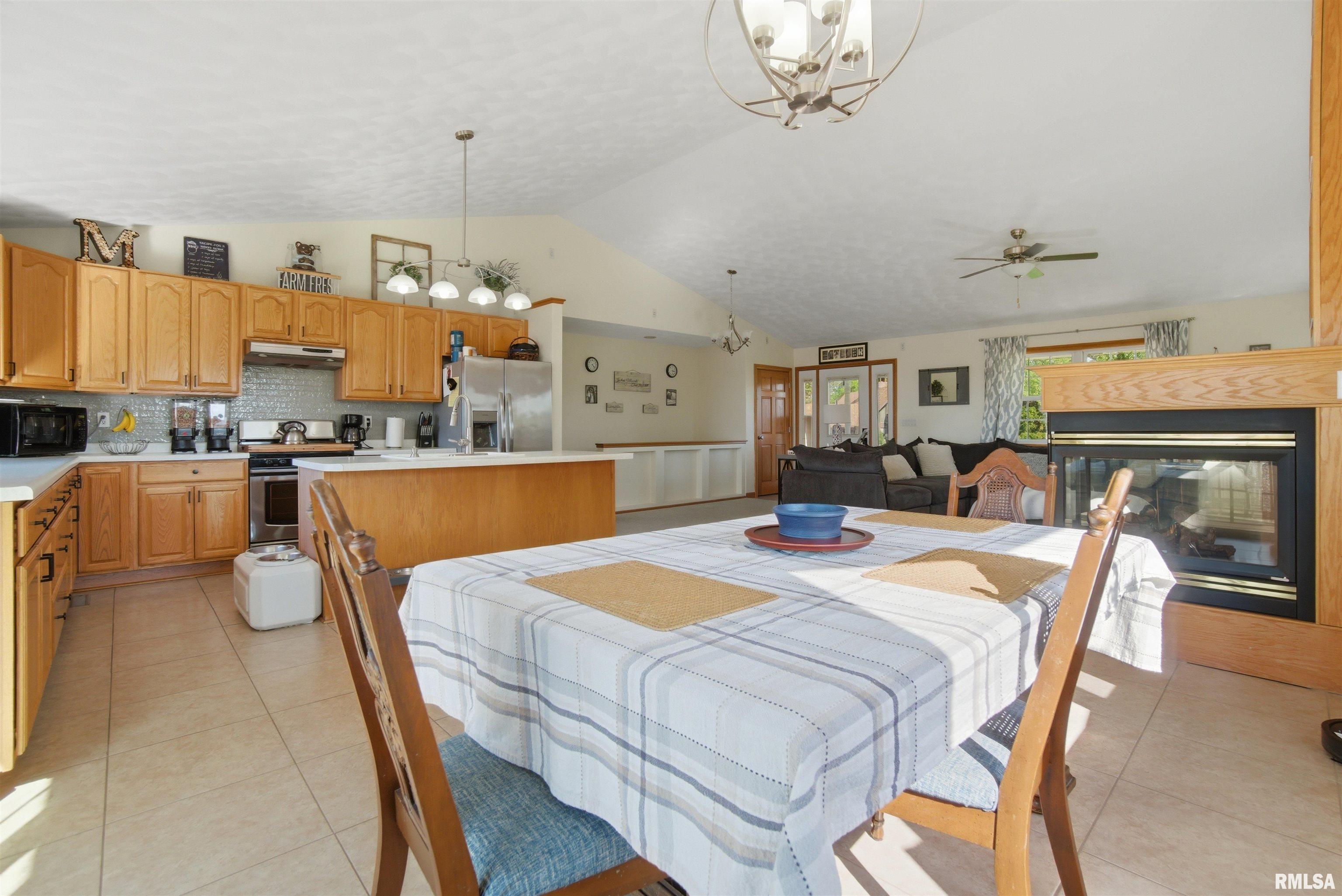 510 Highview Ridge Washburn, IL 61570 - Photo 12 of 46