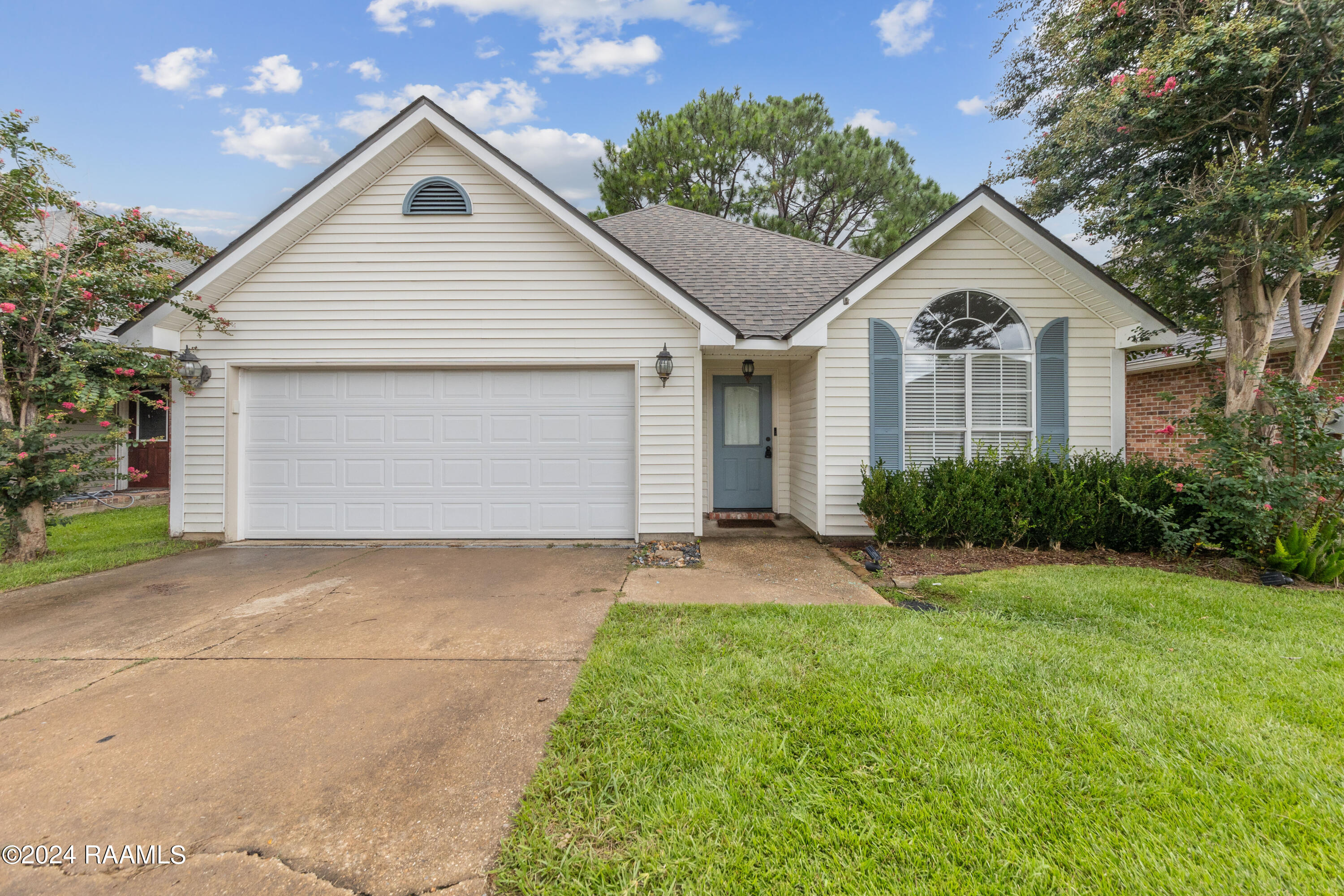 110 Cane Ridge Circle Lafayette, LA 70508 - Photo 1 of 18 110CaneRidge-1-2