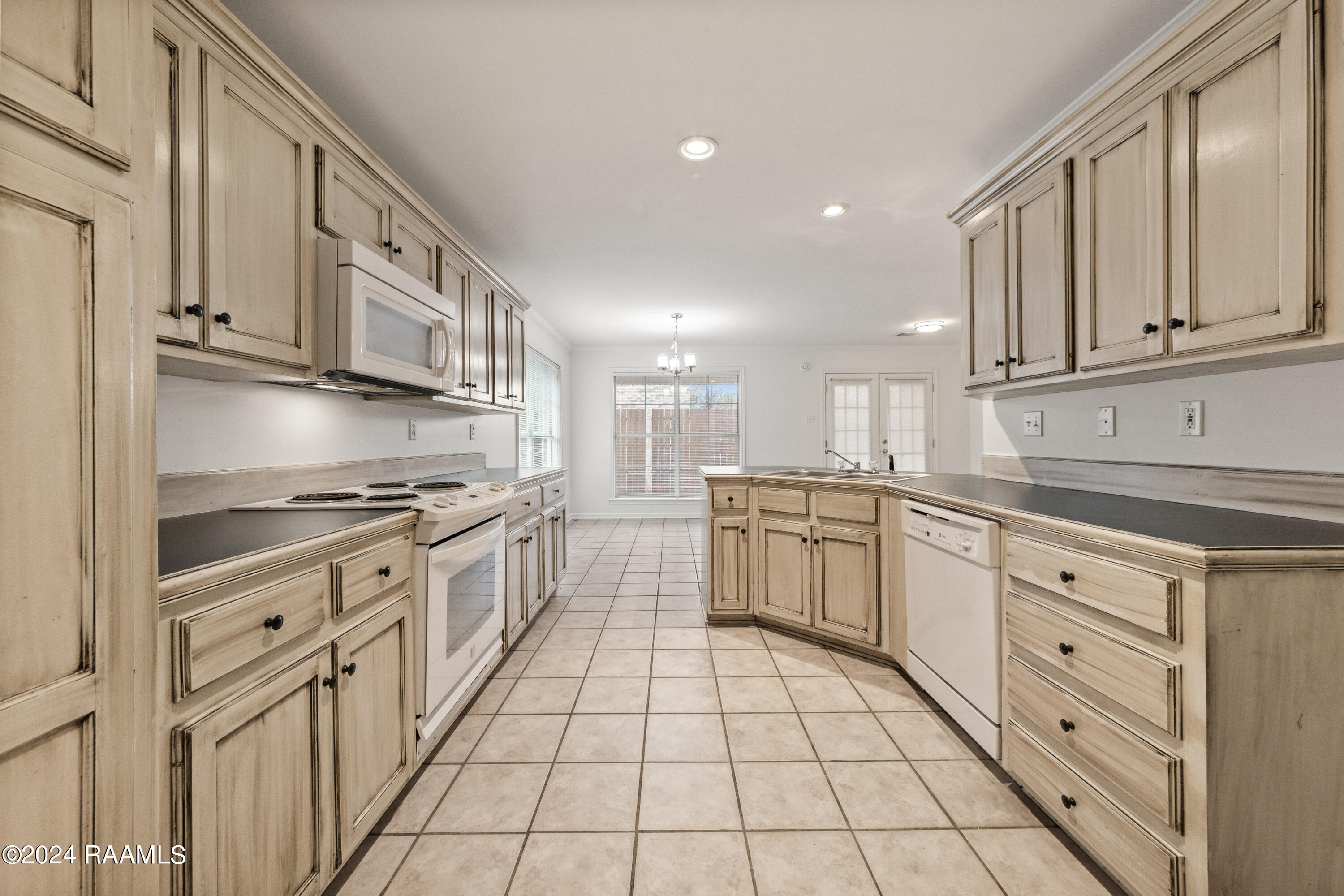 110 Cane Ridge Circle Lafayette, LA 70508 - Photo 11 of 18 110CaneRidge-2-30