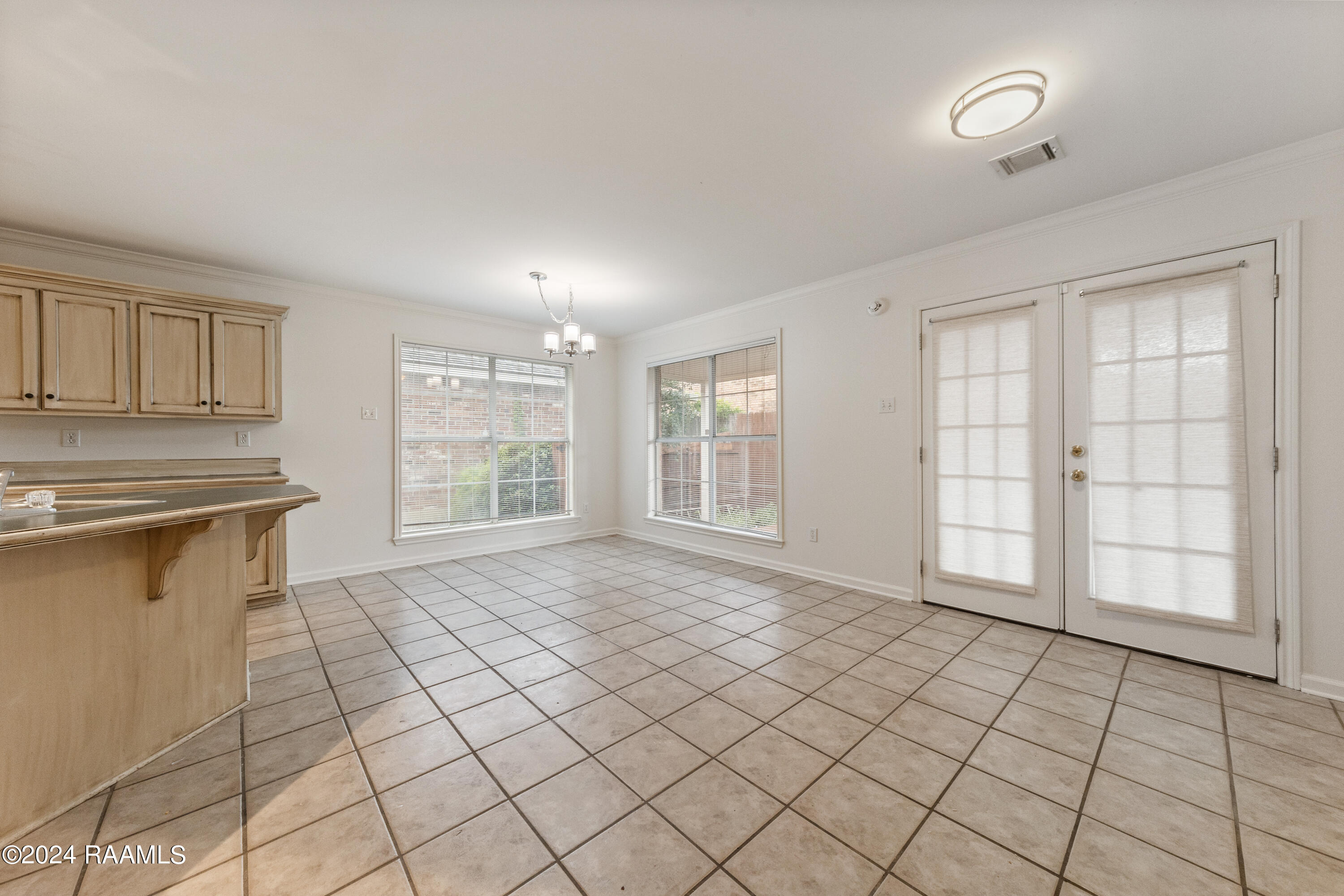 110 Cane Ridge Circle Lafayette, LA 70508 - Photo 6 of 18 110CaneRidge-2-15