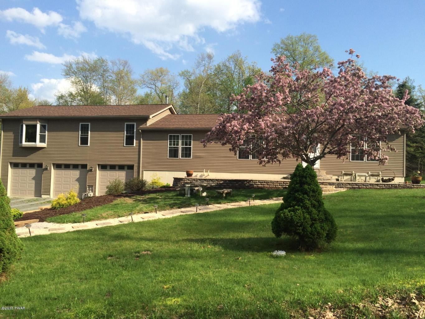 128 Frank Road Road Hawley, PA 18428 - Photo 1 of 37