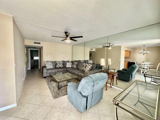 1005 Rexford Drive Boca Raton, FL 33434 - Photo 6 of 35 Living Room
