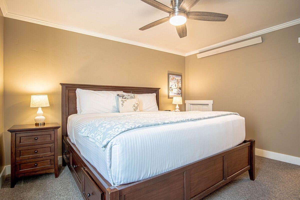 340 River Street West, Unit 140 Ketchum, ID 83340 - Photo 8 of 17 Primary Bedroom