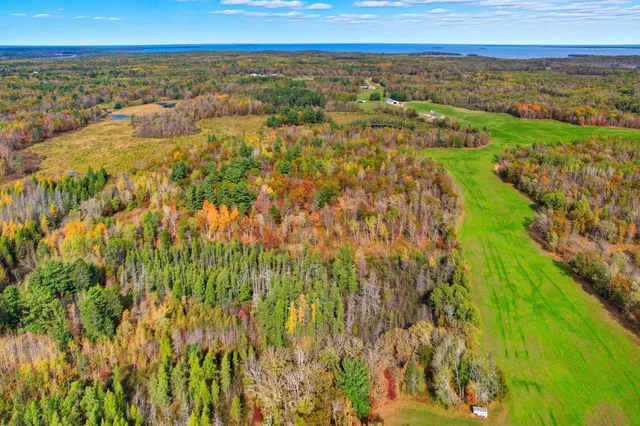 $889,777 | 6281 24th Avenue Northwest, Walker, MN 56484