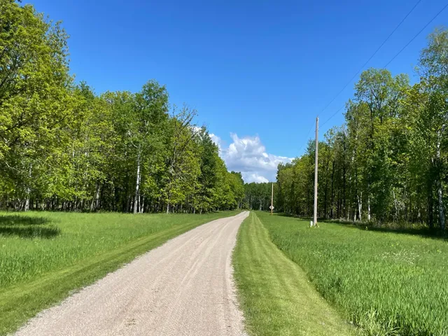 $889,777 | 6281 24th Avenue Northwest, Walker, MN 56484