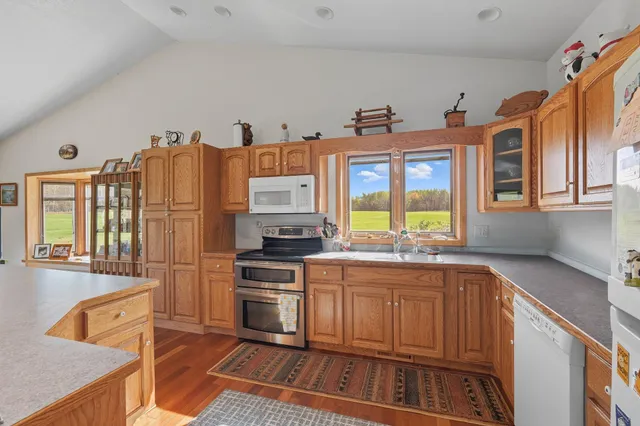 $889,777 | 6281 24th Avenue Northwest, Walker, MN 56484