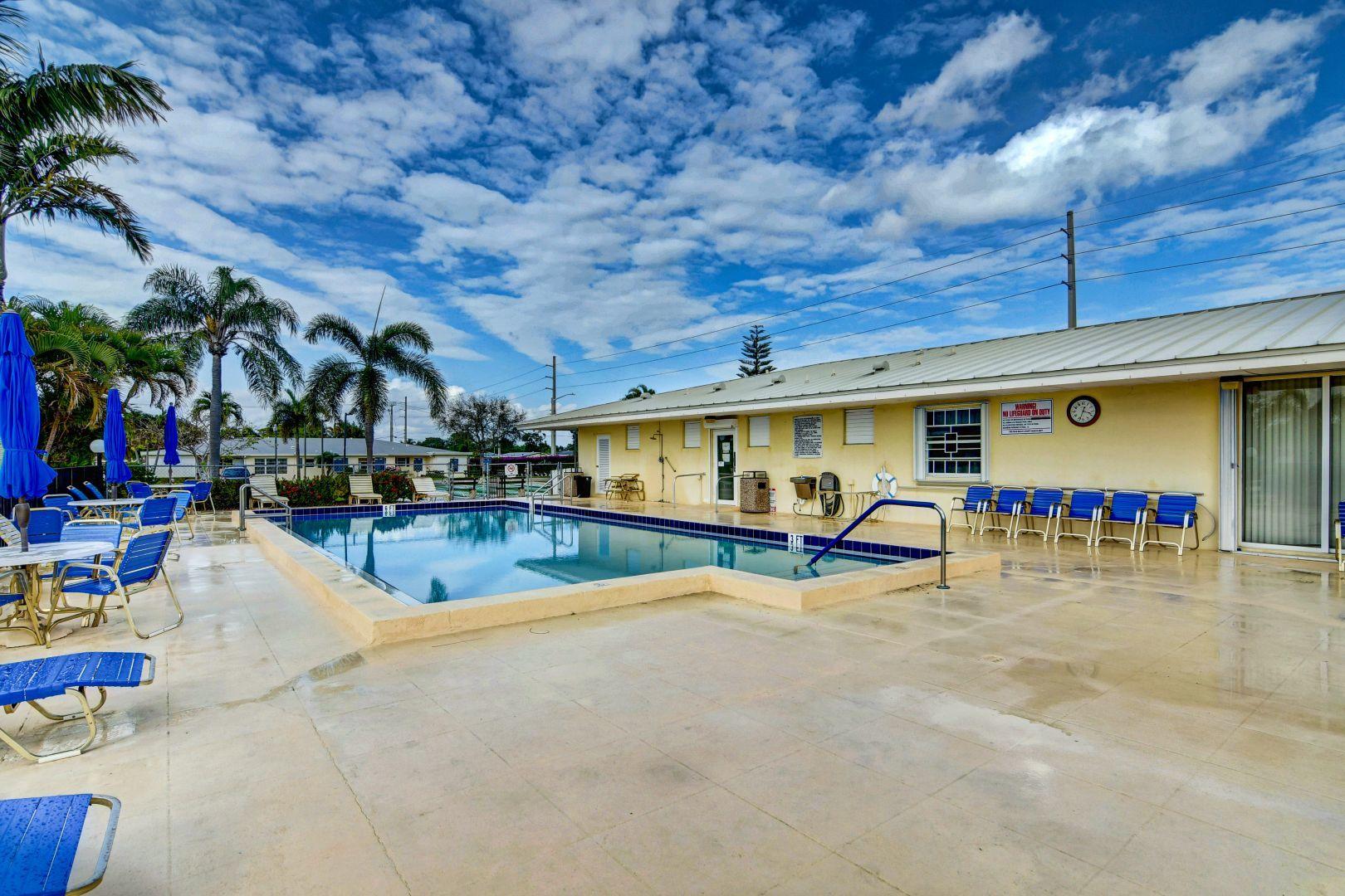 3301 Valley Road, Unit B Boynton Beach, FL 33435 - Photo 25 of 27 POOL/FACILITIES