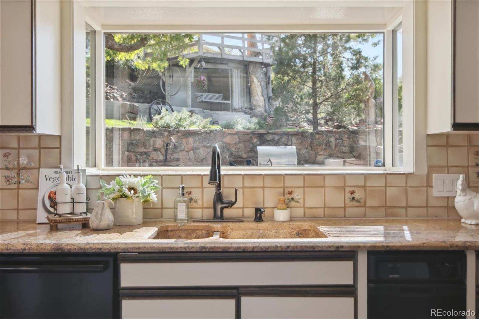 14990 Foothill Road Golden, CO 80401 - Photo 11 of 48