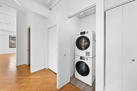 $450,000 | 212 East Cullerton Street, Unit 406, Chicago, IL 60616