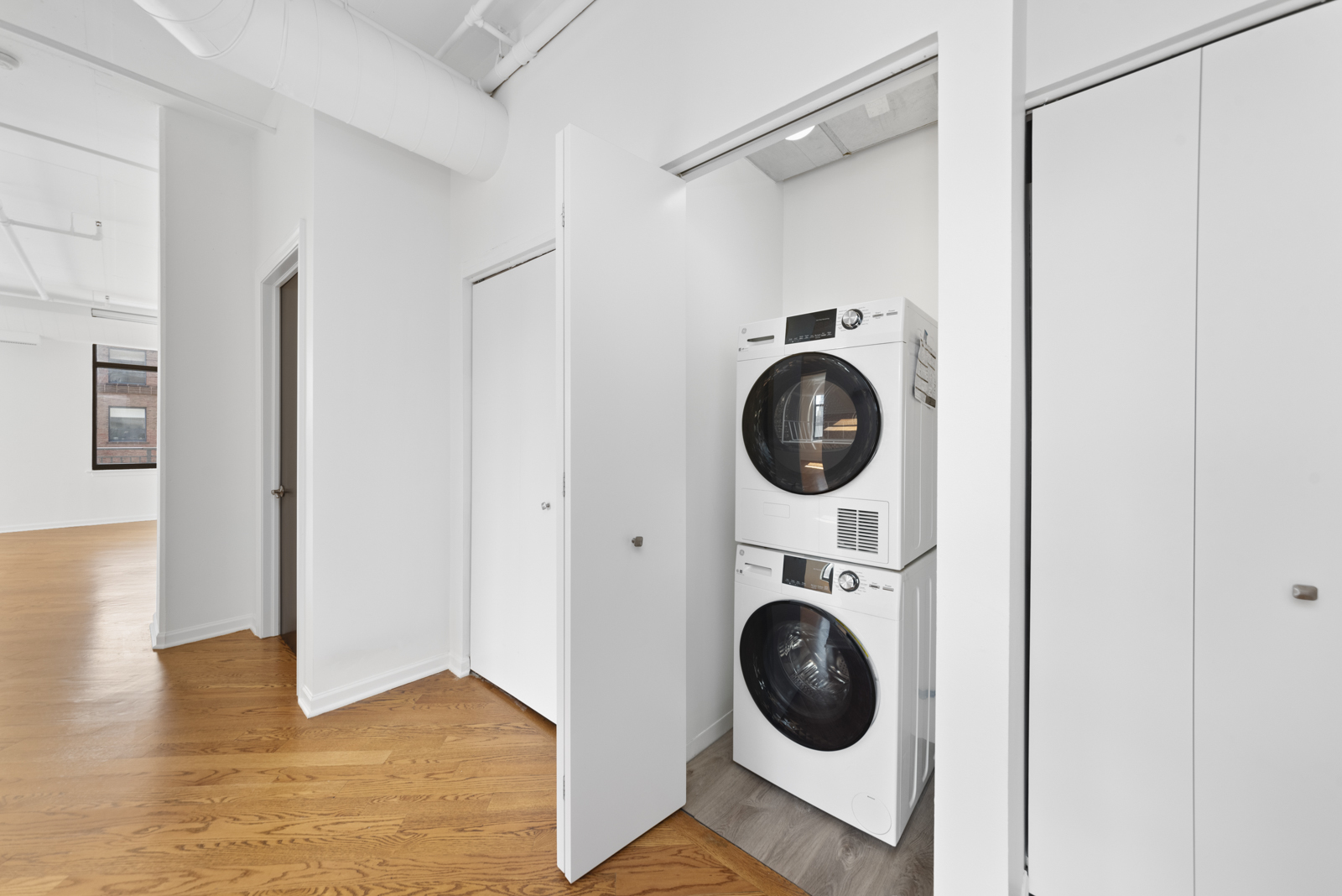 212 East Cullerton Street, Unit 406 Chicago, IL 60616 - Photo 8 of 12