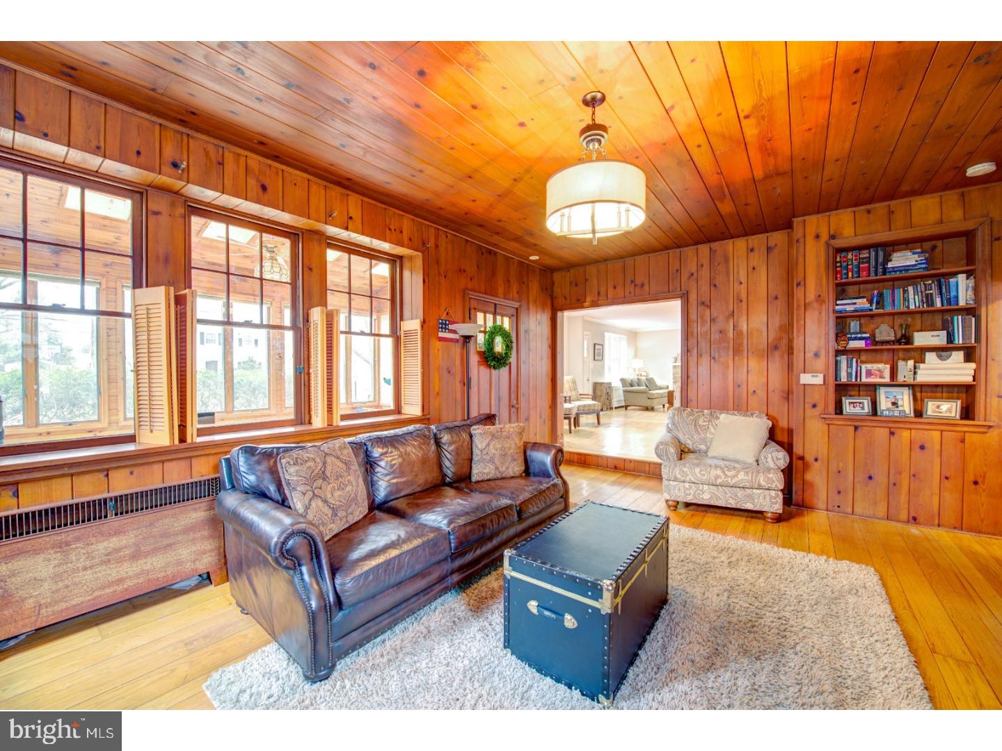 302 Baynard Boulevard Wilmington, DE 19803 - Photo 7 of 25 Living Room