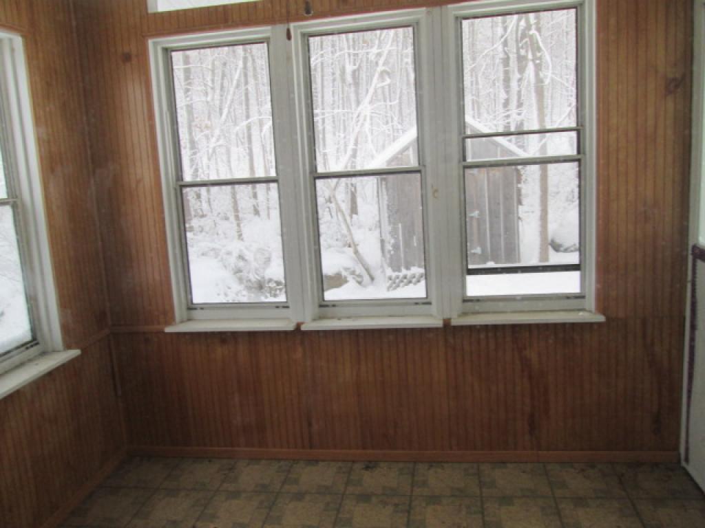143 Mammoth Road Hooksett, NH 03106 - Photo 5 of 13