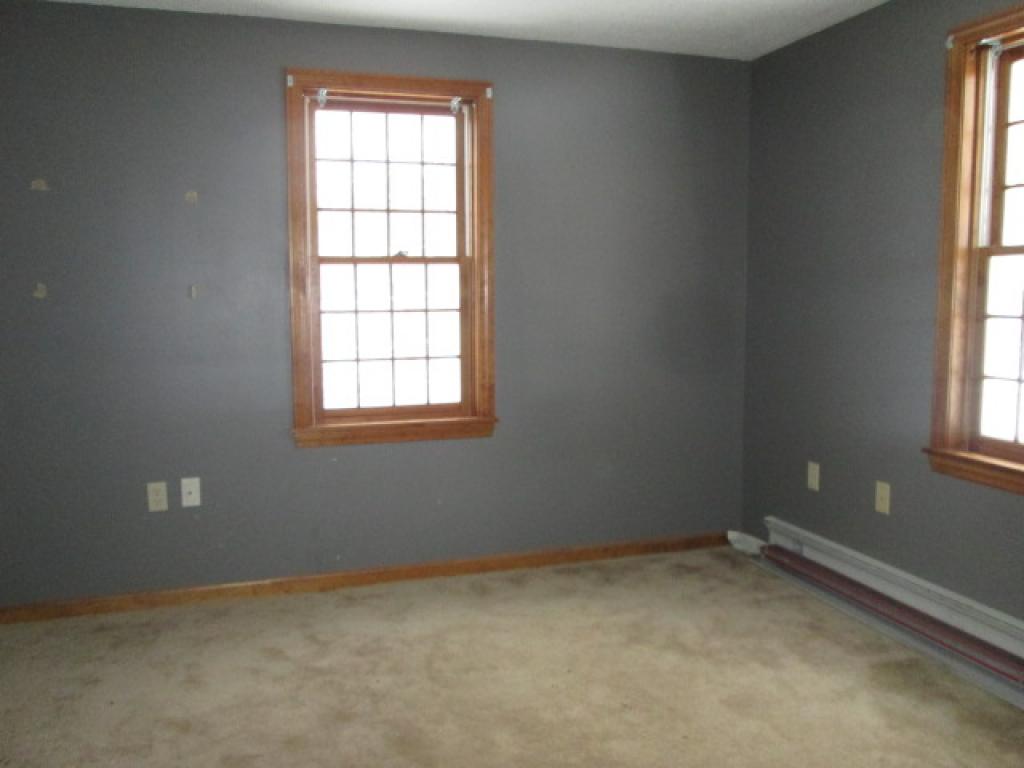143 Mammoth Road Hooksett, NH 03106 - Photo 10 of 13