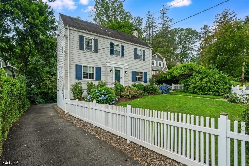 138 Alexander Avenue Montclair, NJ 07043 - Photo 33 of 36