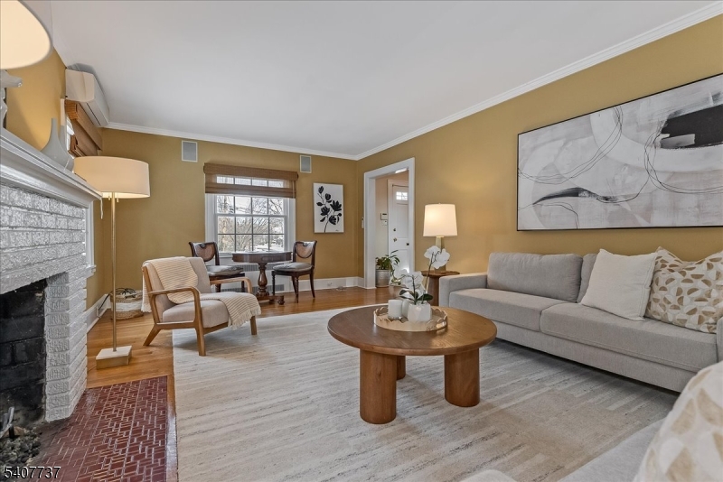 138 Alexander Avenue Montclair, NJ 07043 - Photo 7 of 36