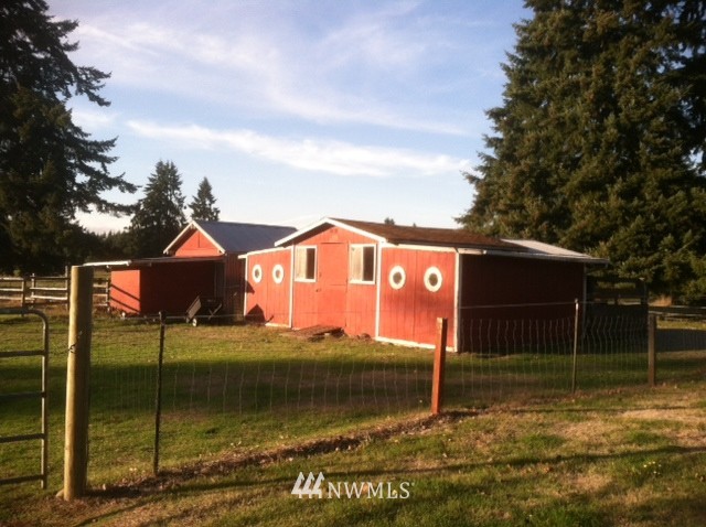 7536 187th Avenue Southwest Rochester, WA 98579 - Photo 6 of 21 Gallery Image 6