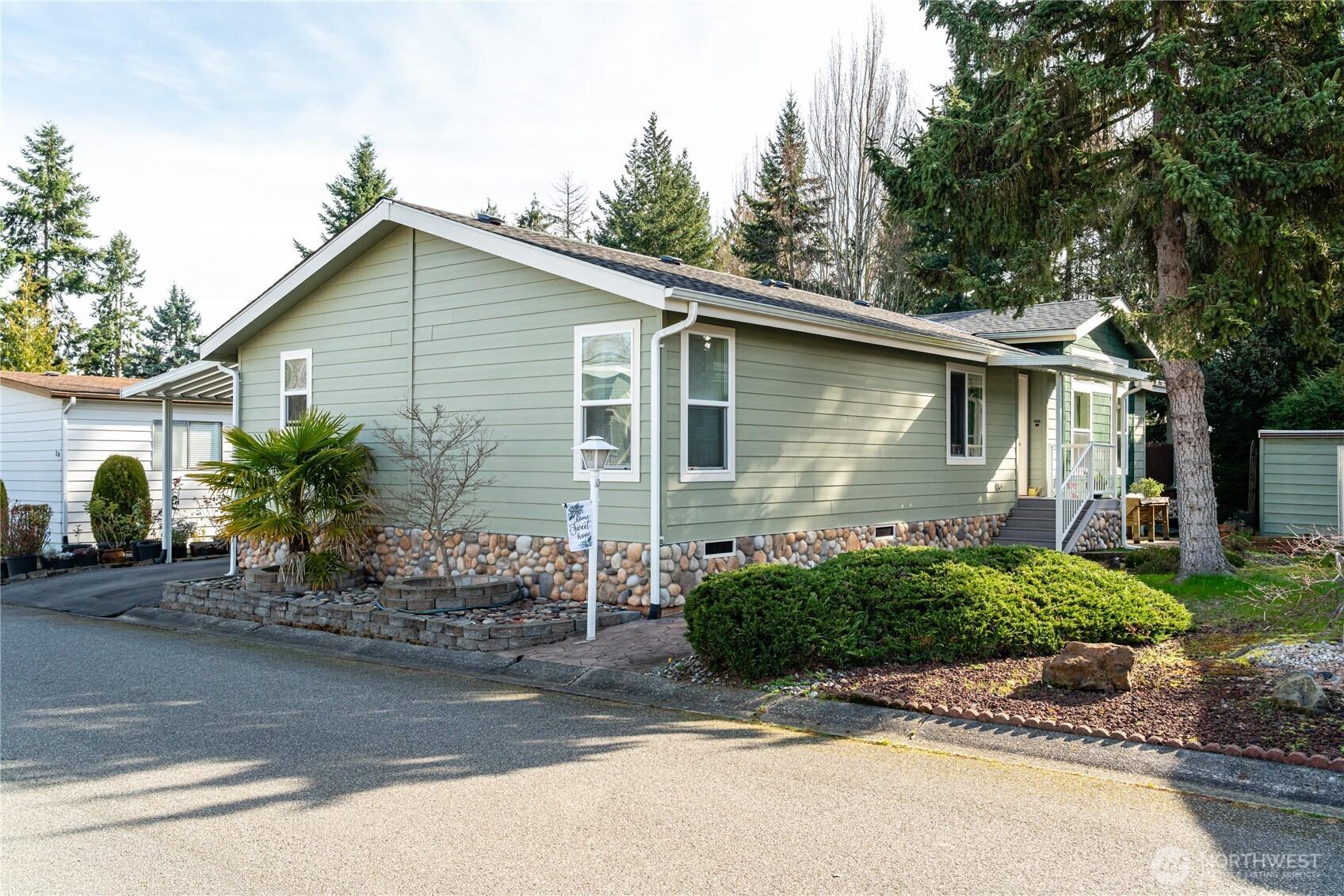 815 124th Street Southwest Everett, WA 98204 - Photo 26 of 40