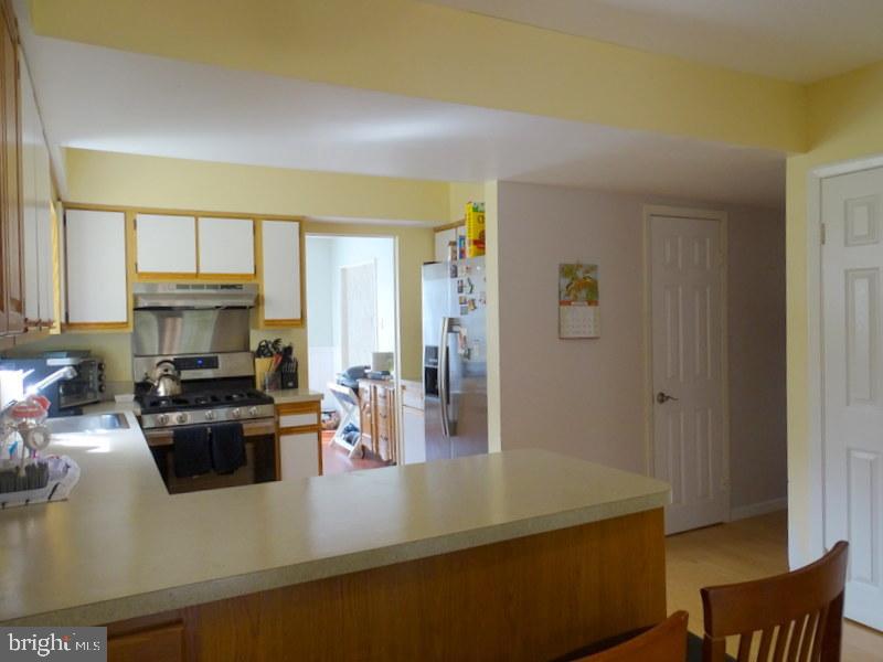 60 Spring Hill Drive Laurel Springs, NJ 08021 - Photo 12 of 35 Kitchen