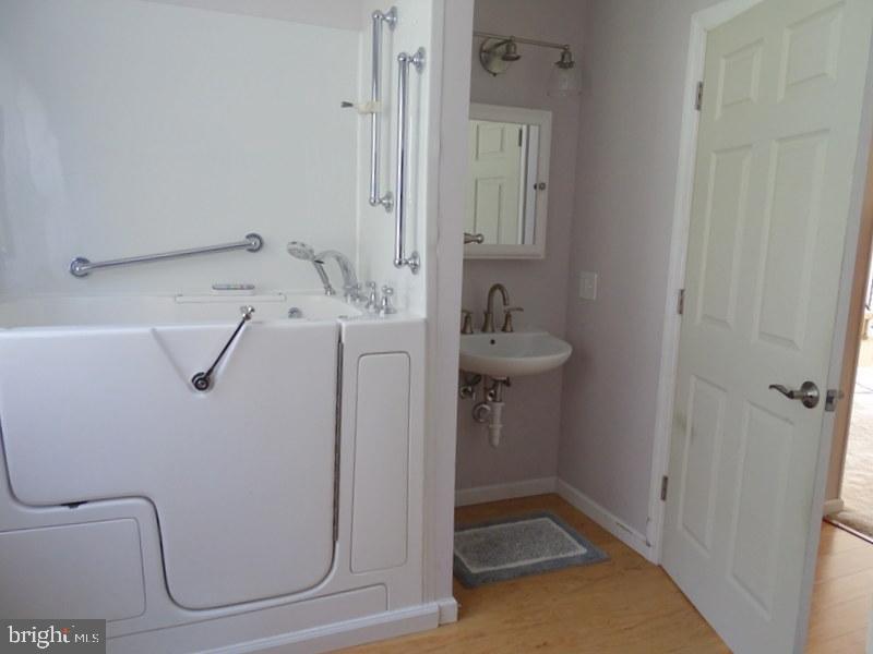 60 Spring Hill Drive Laurel Springs, NJ 08021 - Photo 18 of 35 Full Bath - Main Level w/walk-in tub/shower