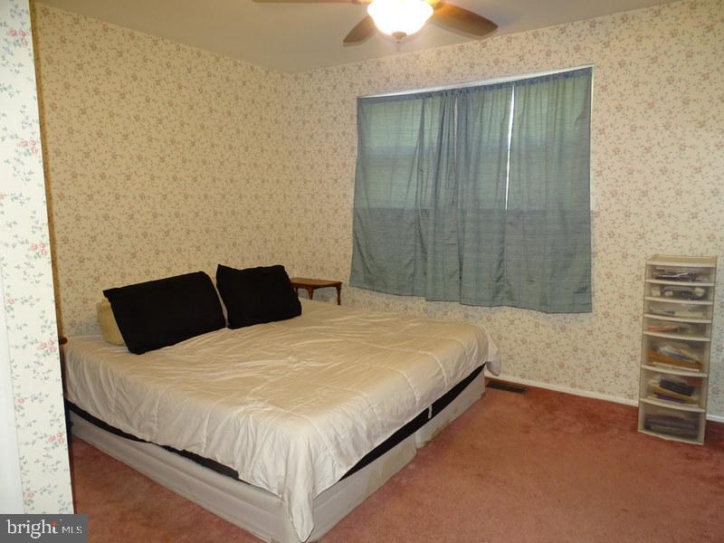 60 Spring Hill Drive Laurel Springs, NJ 08021 - Photo 22 of 35 Bedroom 2