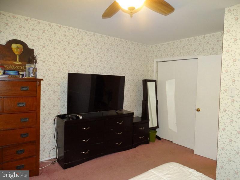 60 Spring Hill Drive Laurel Springs, NJ 08021 - Photo 23 of 35 Bedroom 2