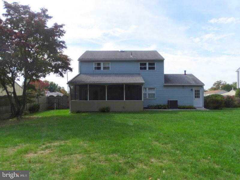 60 Spring Hill Drive Laurel Springs, NJ 08021 - Photo 33 of 35 Exterior Back