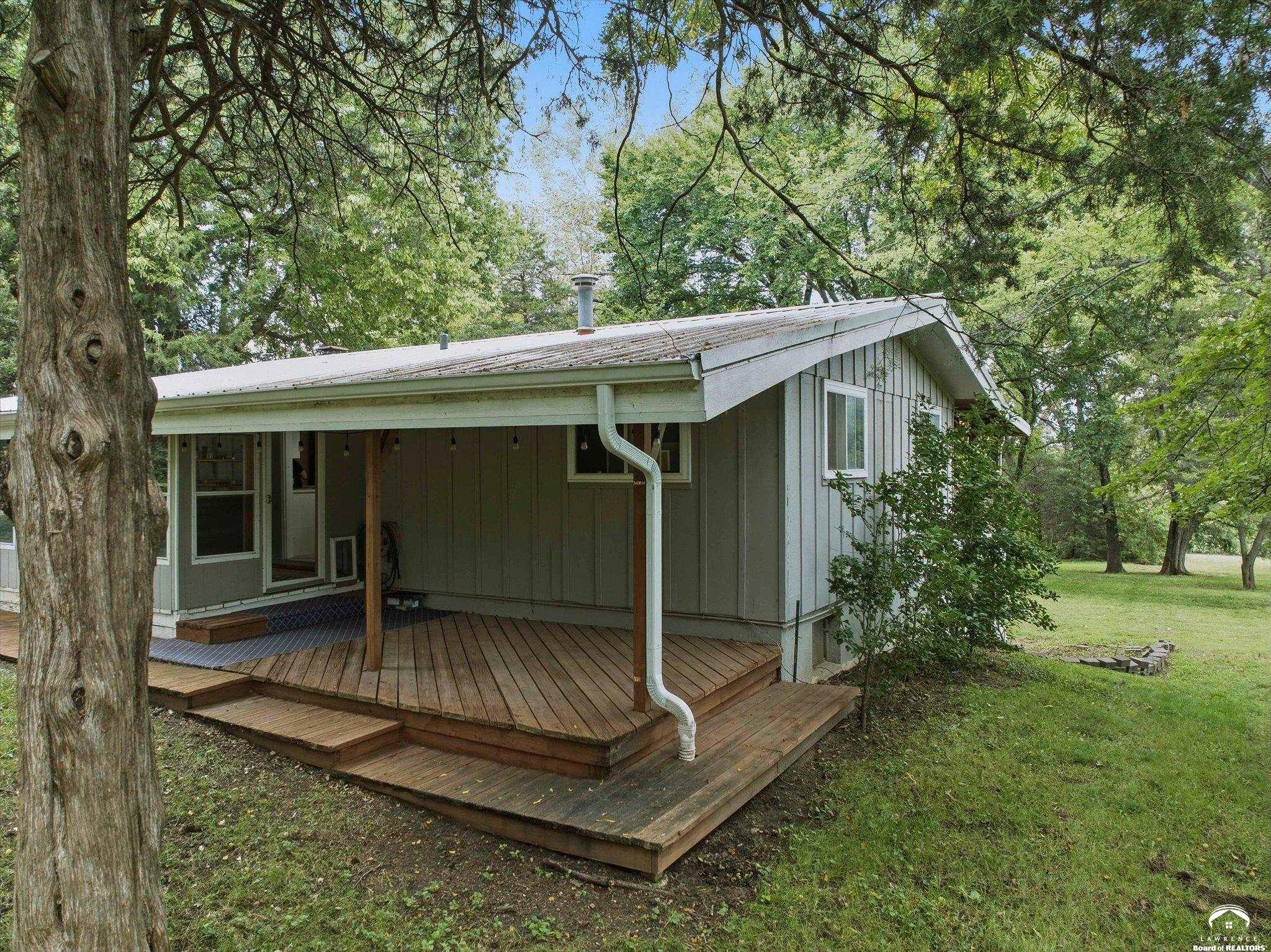 978 East 1587th Road Lawrence, KS 66046 - Photo 2 of 48 Gallery Image 2