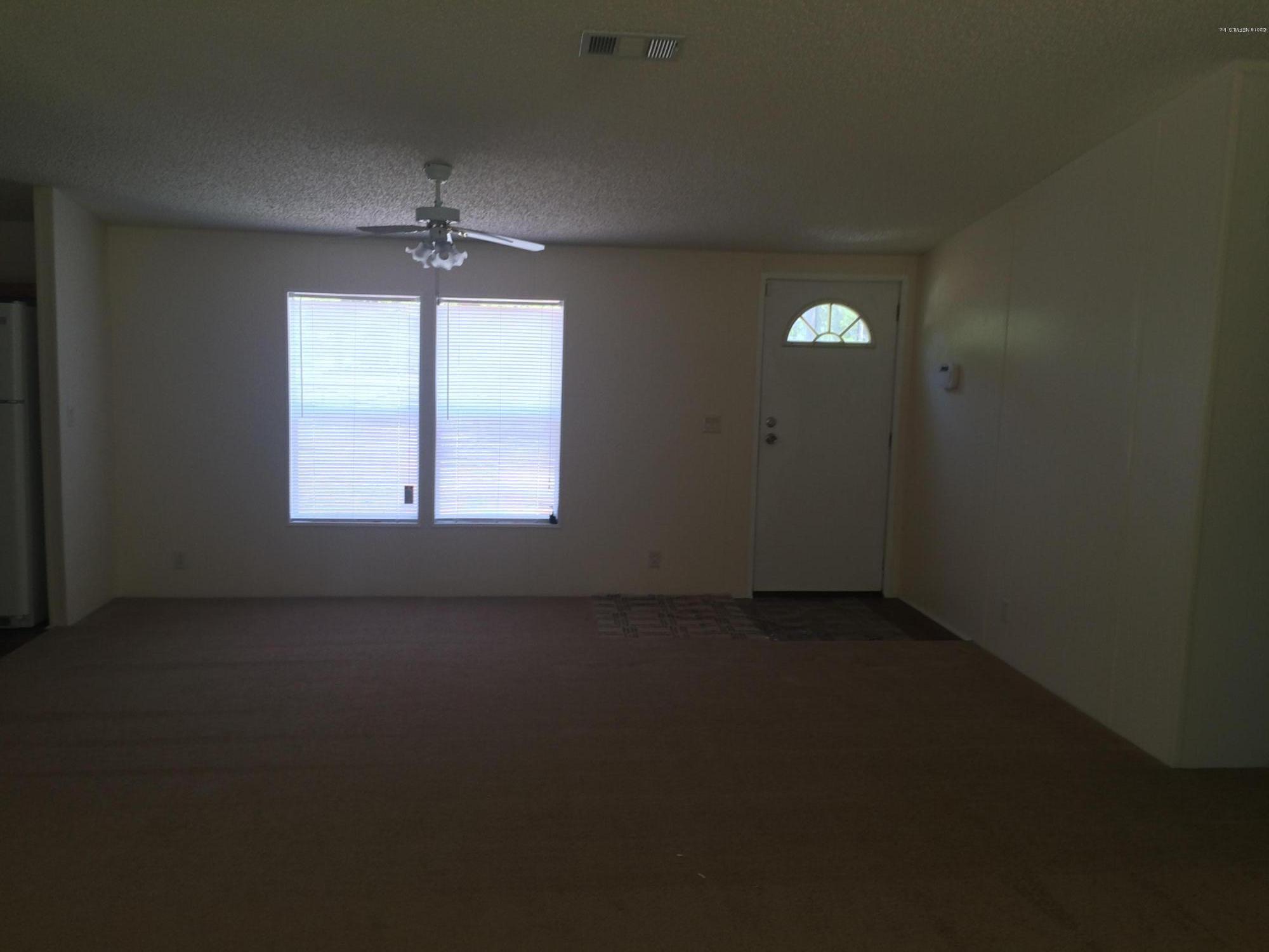 12442 Shark Road West Jacksonville, FL 32226 - Photo 10 of 19 image