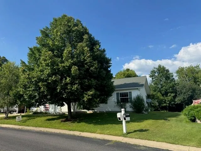 $125,000 | N115W20994 Brookside Drive, Germantown, WI 53022