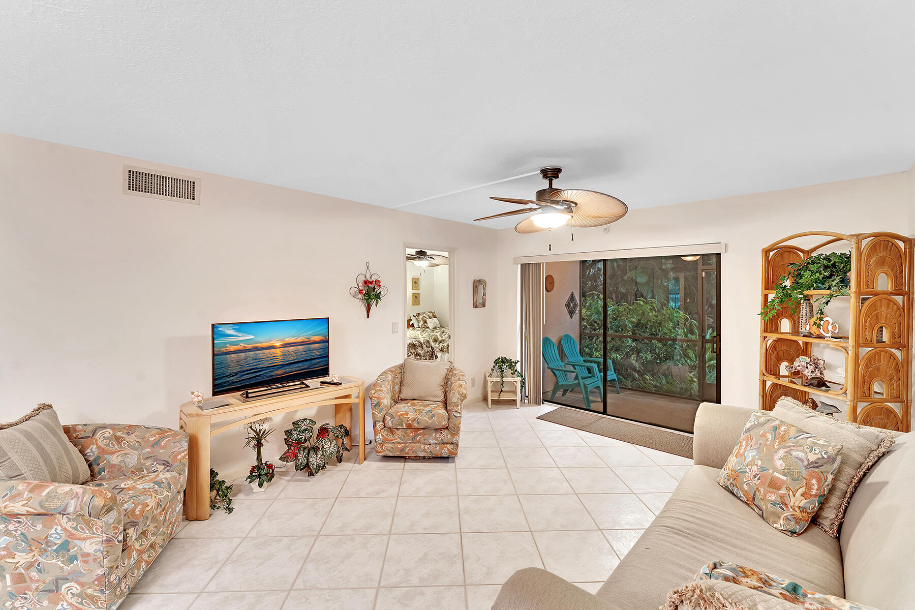 22112 Palms Way, Unit 101 Boca Raton, FL 33433 - Photo 13 of 35 DSC00295