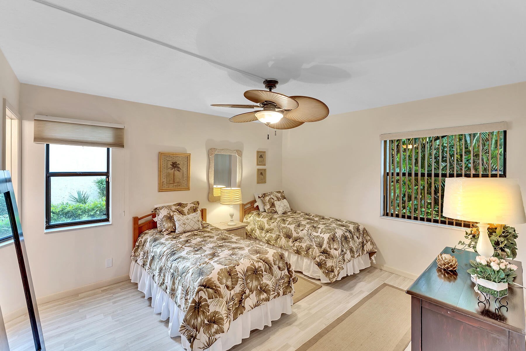 22112 Palms Way, Unit 101 Boca Raton, FL 33433 - Photo 20 of 35 DSC00326