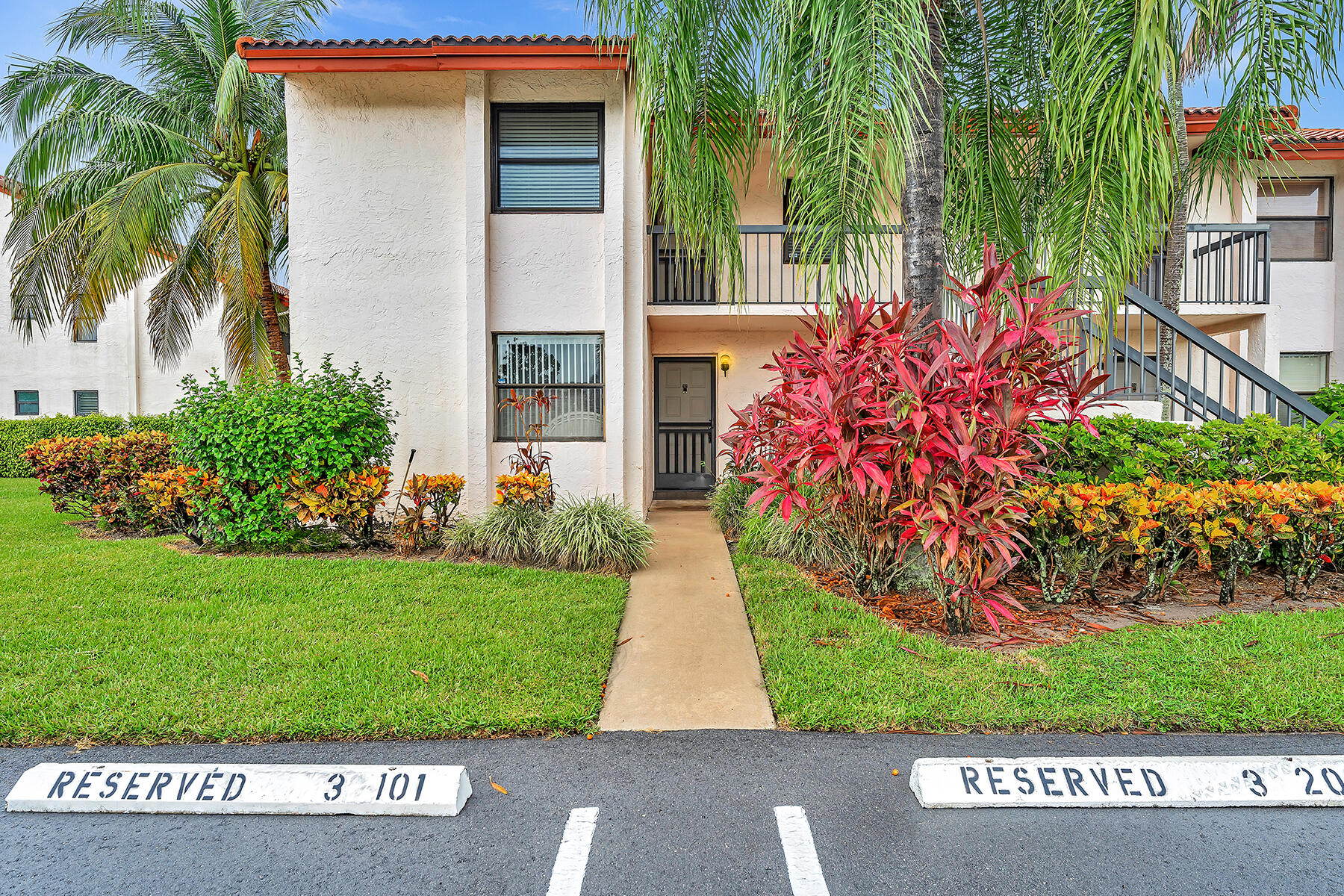 22112 Palms Way, Unit 101 Boca Raton, FL 33433 - Photo 2 of 35 DSC00351