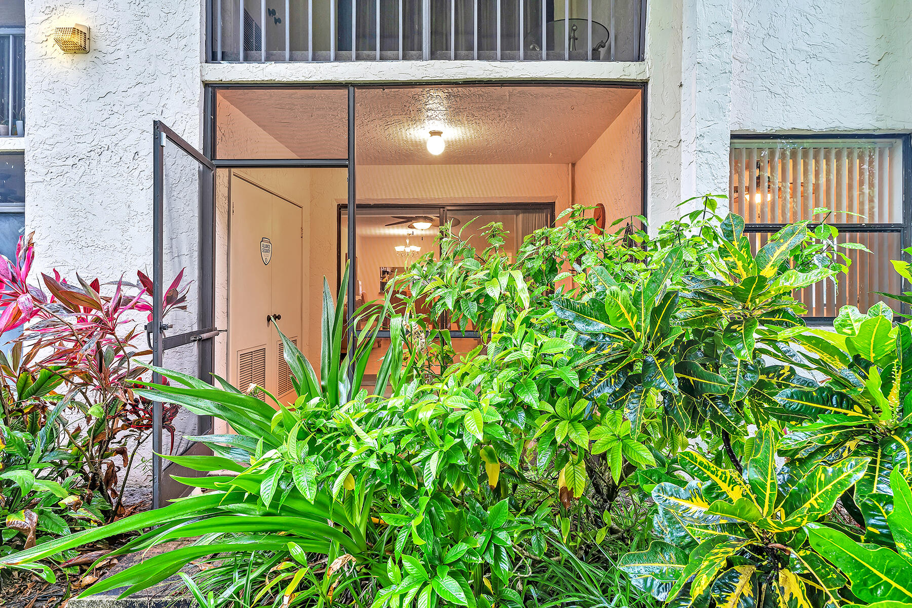 22112 Palms Way, Unit 101 Boca Raton, FL 33433 - Photo 28 of 35 DSC00316