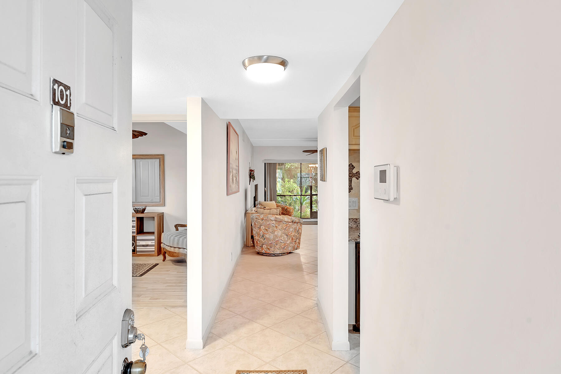 22112 Palms Way, Unit 101 Boca Raton, FL 33433 - Photo 4 of 35 DSC00191