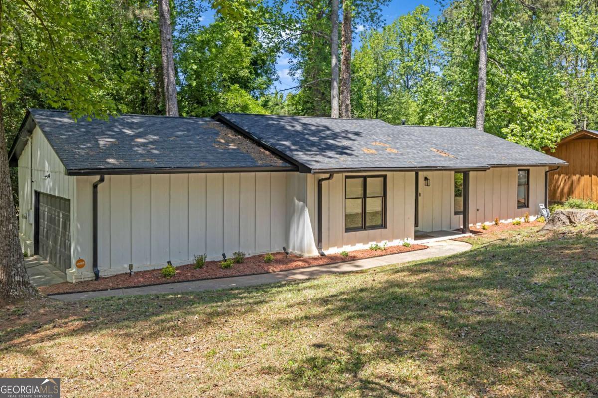 3352 Idle Creek Way Decatur, GA 30034 - Photo 2 of 20