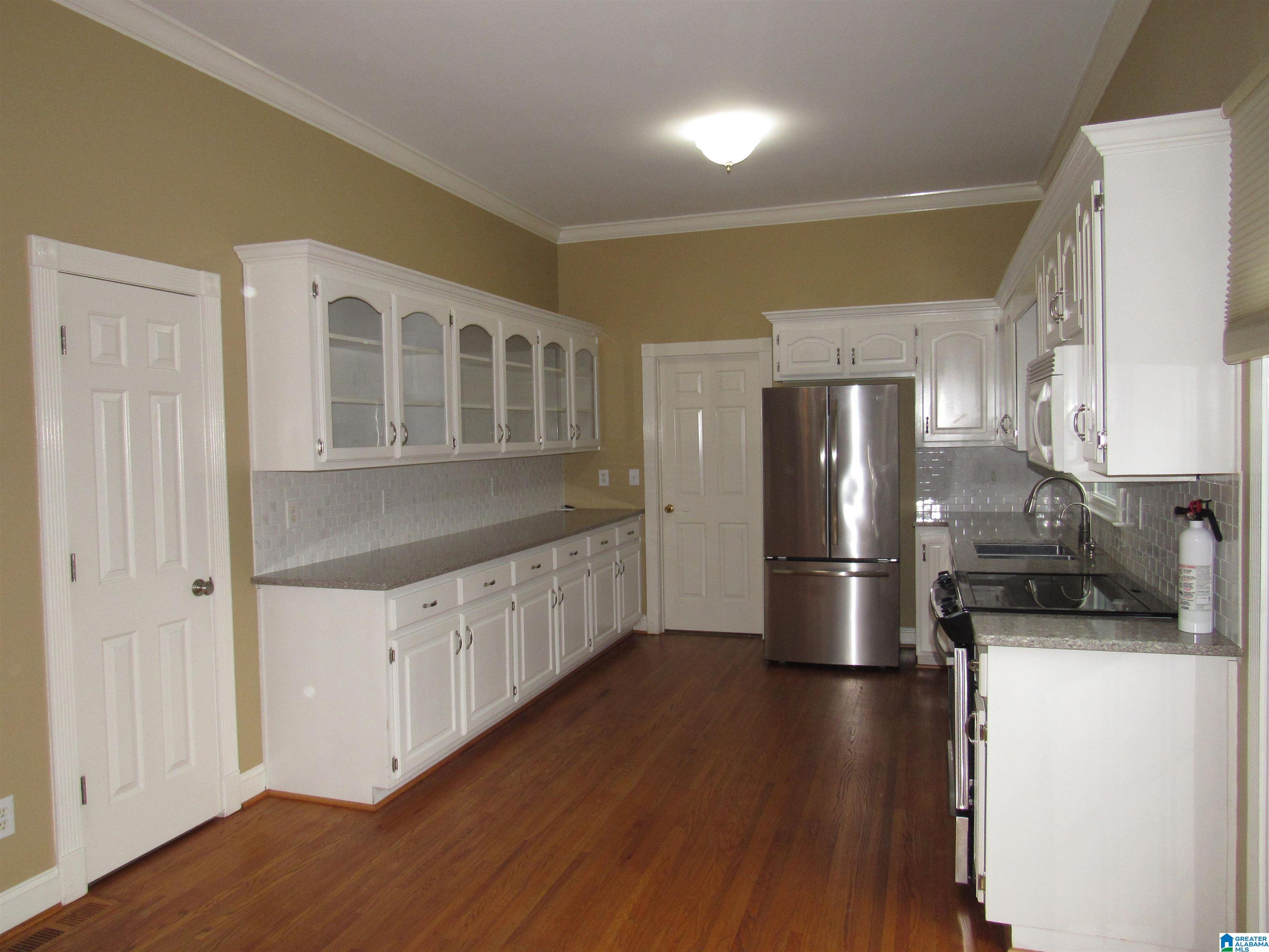 207 Kings Crest Lane Pelham, AL 35124 - Photo 15 of 39