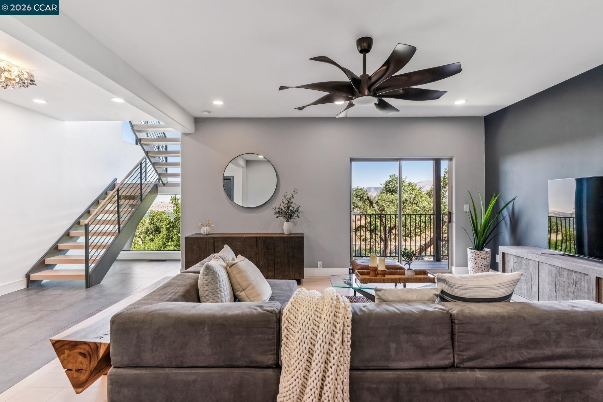 321 Castle Crest Road Alamo, CA 94507 - Photo 4 of 12