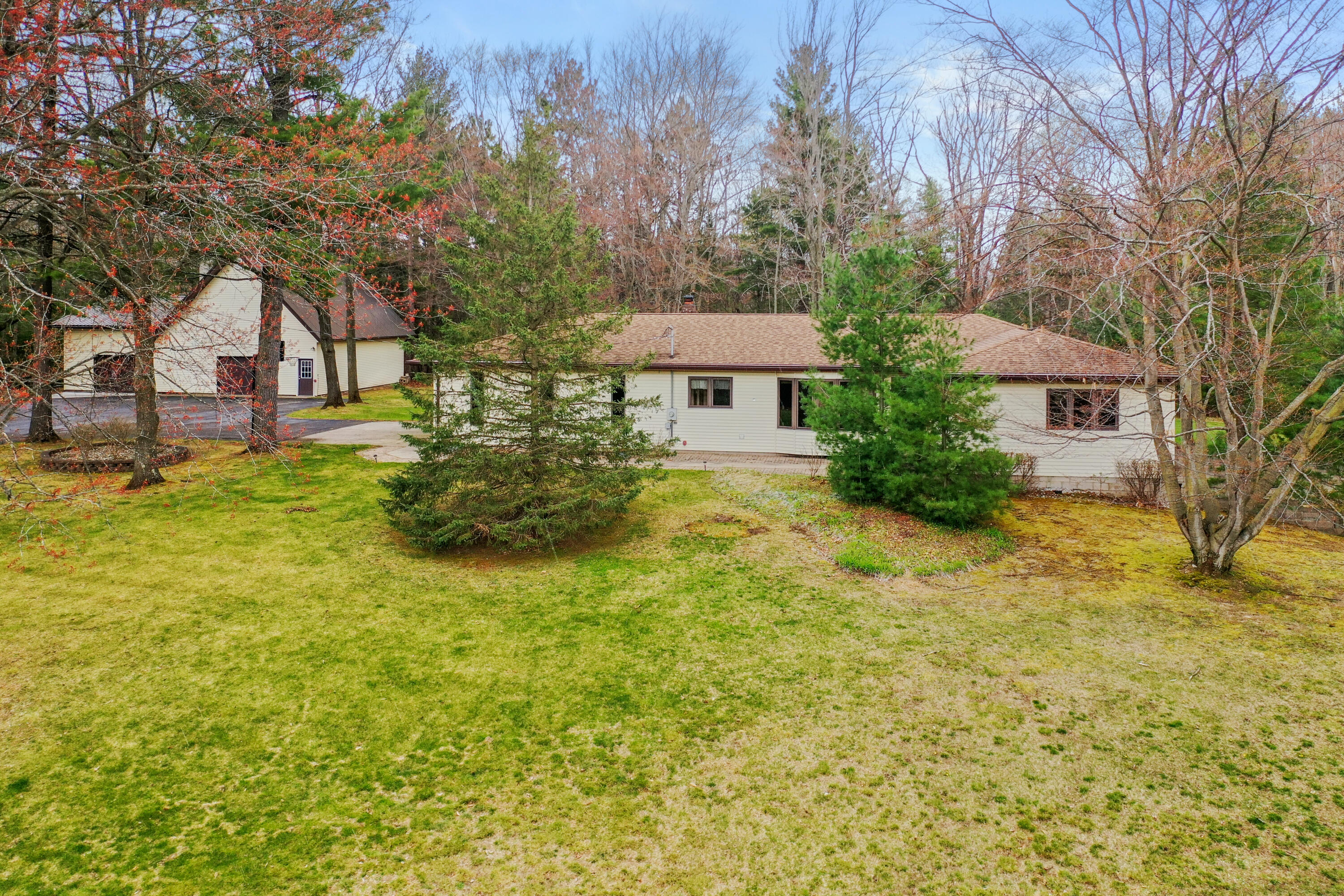 10170 West Cadillac Road Cadillac, MI 49601 - Photo 48 of 62 DJI_0942