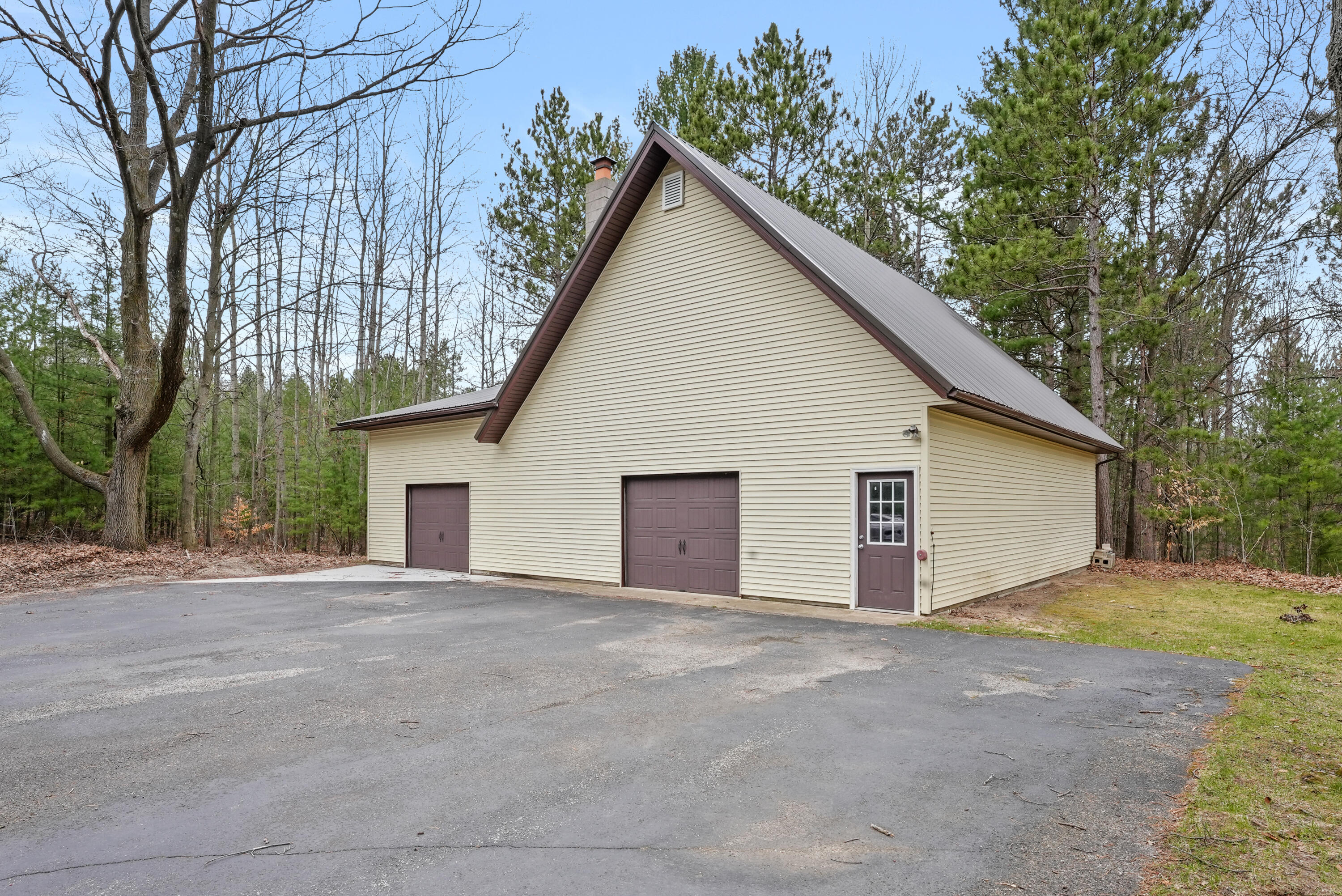 10170 West Cadillac Road Cadillac, MI 49601 - Photo 5 of 62 DSC01604