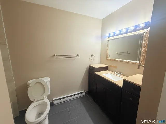 $235,000 | 45 Mountain Laurel Court, Unit 45, Cromwell, CT 06416