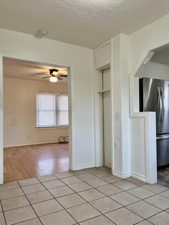 $1,350 | 2201 28th Street, Unit FRONT, Lubbock, TX 79411
