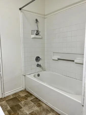 $1,350 | 2201 28th Street, Unit FRONT, Lubbock, TX 79411