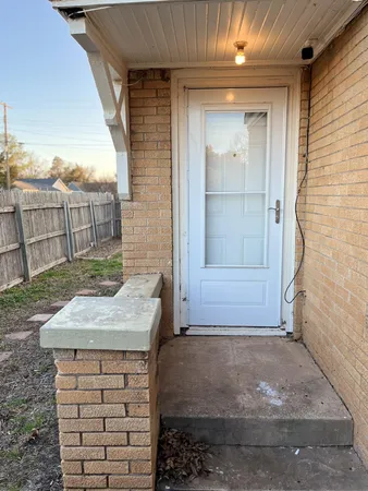 $1,350 | 2201 28th Street, Unit FRONT, Lubbock, TX 79411