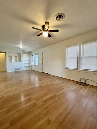 $1,350 | 2201 28th Street, Unit FRONT, Lubbock, TX 79411