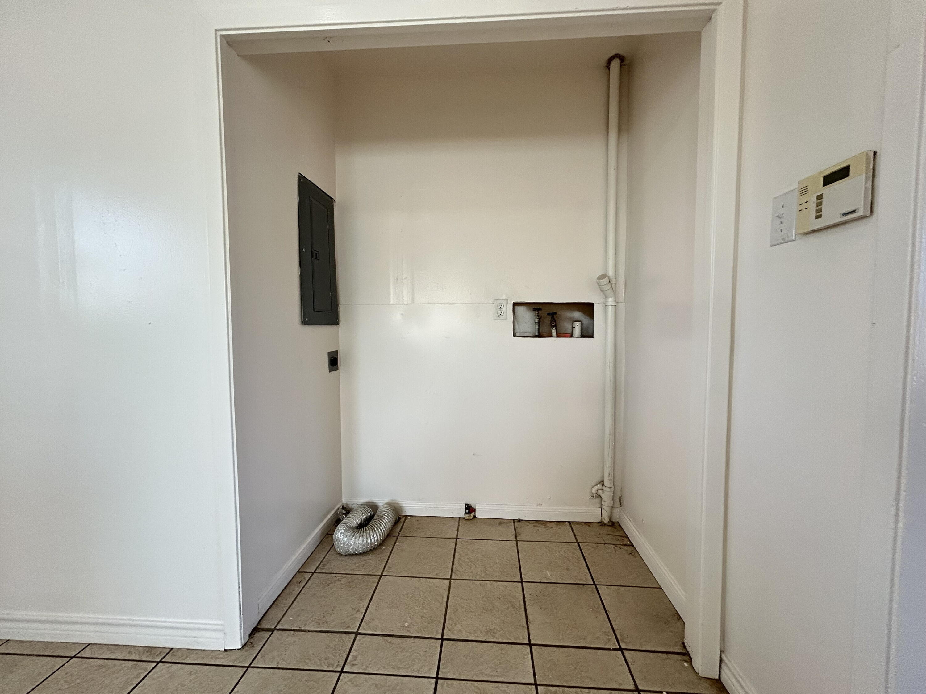 2201 28th Street, Unit FRONT Lubbock, TX 79411 - Photo 7 of 23 a view of an empty room