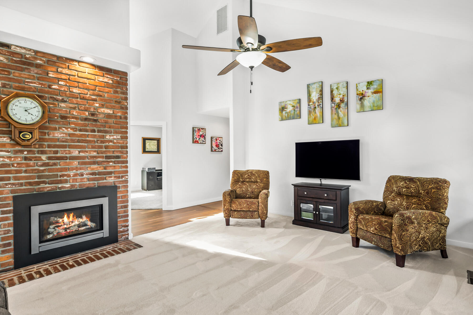 3740 Southwest 35th Street Redmond, OR 97756 - Photo 23 of 51 JH5_2370