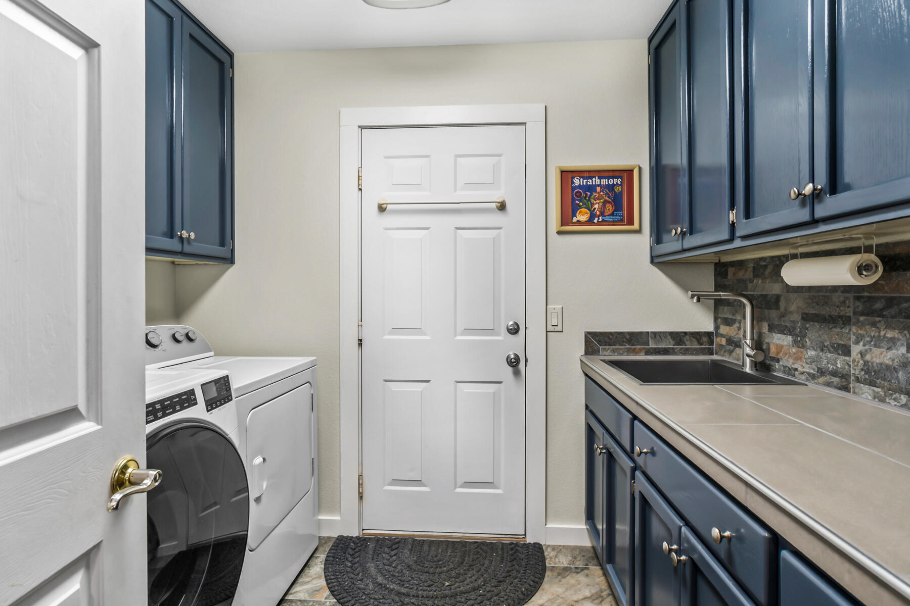 3740 Southwest 35th Street Redmond, OR 97756 - Photo 27 of 51 JH5_2388