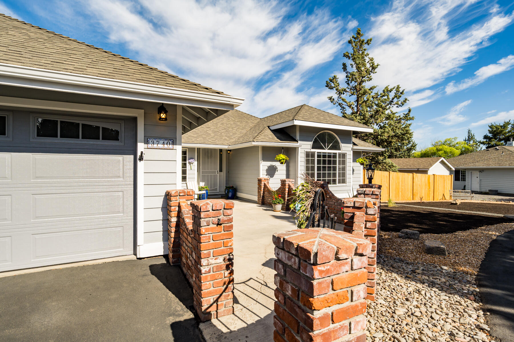 3740 Southwest 35th Street Redmond, OR 97756 - Photo 8 of 51 JH5_2430